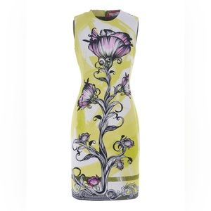 VERSACE Sleeveless printed sheath dress. Size 38 Italy